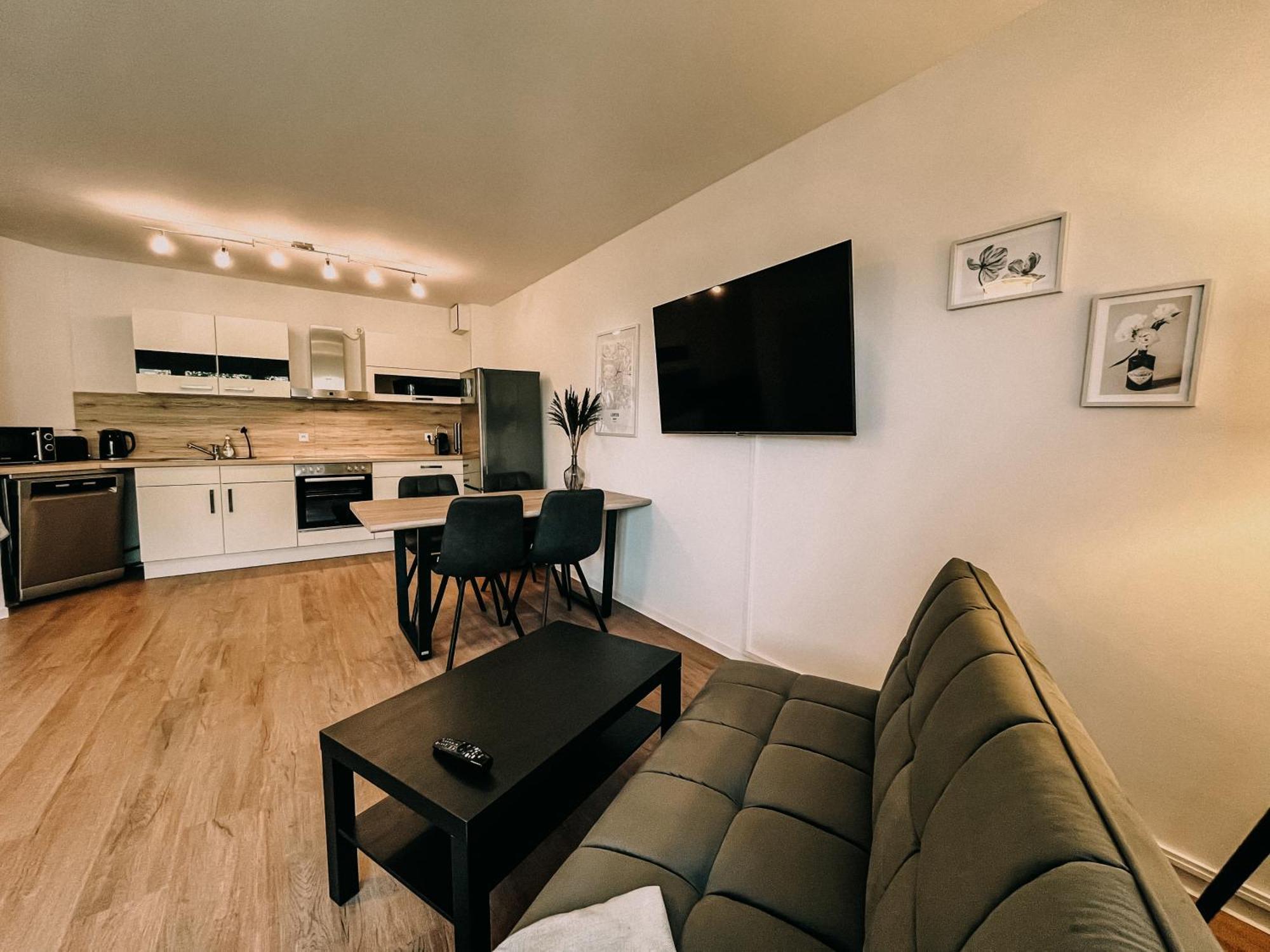 Gemuetliche Wohnung Am Muellerring ไลป์ซิก ภายนอก รูปภาพ